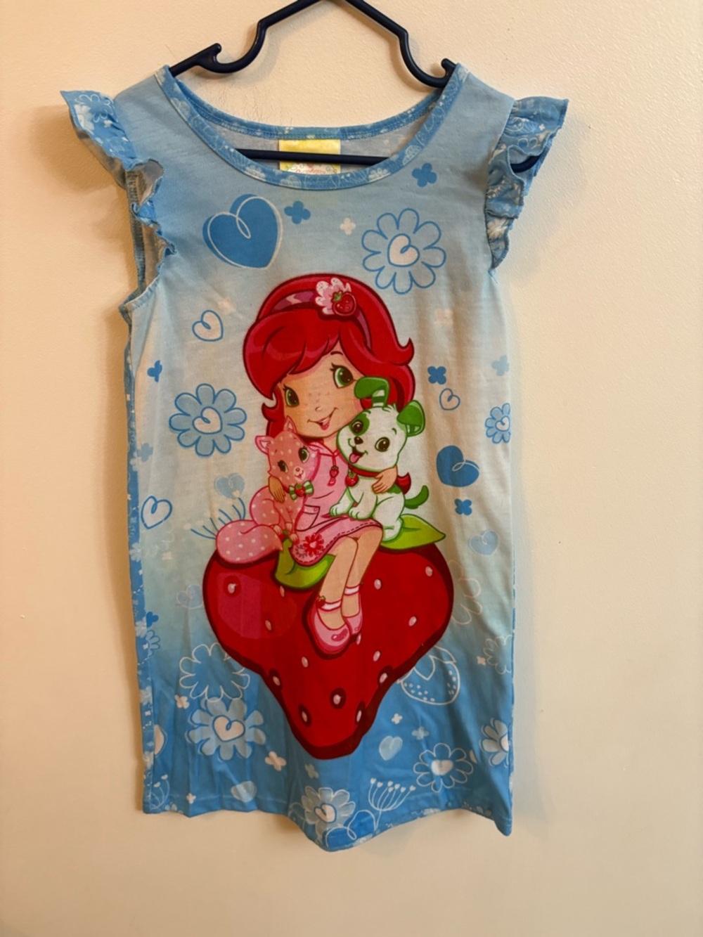 4/30$ Strawberry Character Nightgown 5 years